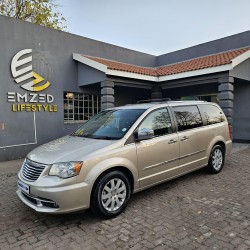 2015 CHRYSLER GRAND VOYAGER 2.8 LIMITED A/T 